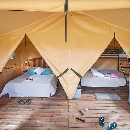 Camping Des Papillons Lalizolle Εξωτερικό φωτογραφία