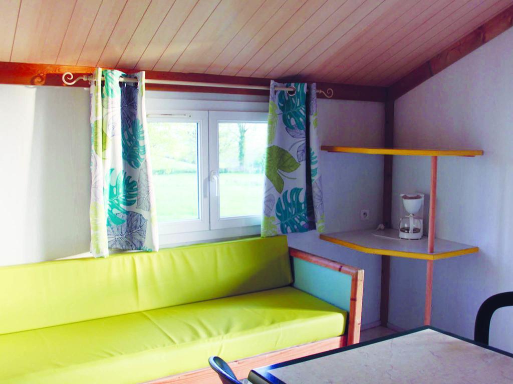 Camping Des Papillons Lalizolle Εξωτερικό φωτογραφία