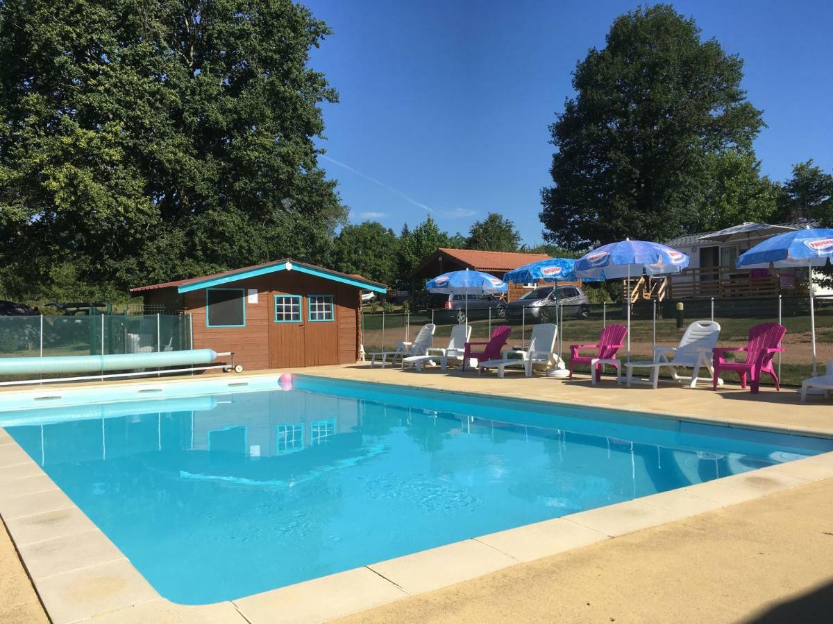 Camping Des Papillons Lalizolle Εξωτερικό φωτογραφία